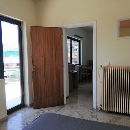 אתונה 5Th Floor Apartment With City View מראה חיצוני תמונה